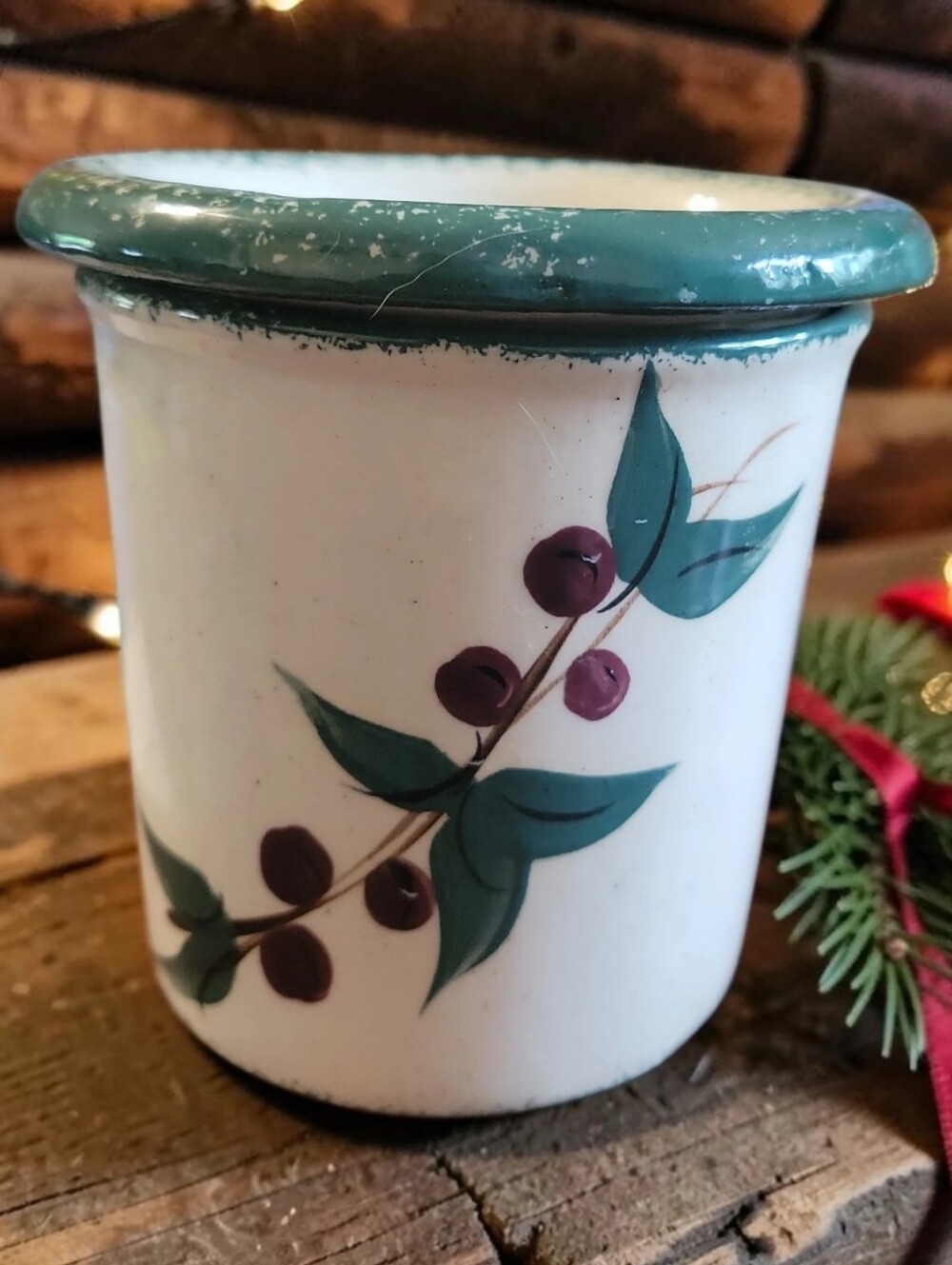 Vtg Hartstone Pottery Red Berries & Leaves 2 Pcs Dip Chiller Sponge Stoneware